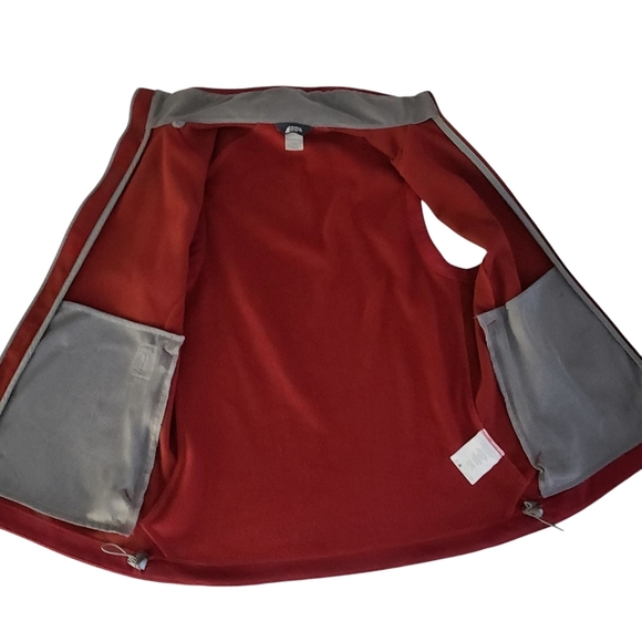 MOUNTAIN EQUIPMENT CO-OP Red (dark pink) softshell Vest size large - Picture 6 of 12